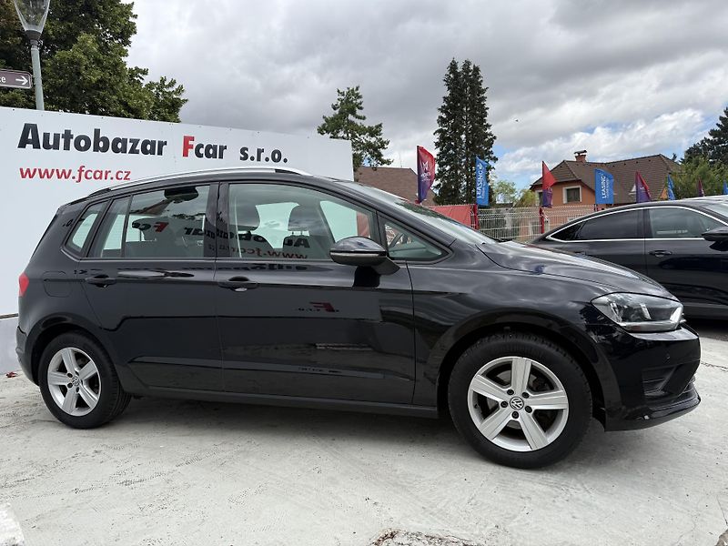 Volkswagen Golf Sportsvan (2015) 1.2 TSI plná ser. historie - fotka 5 z 37