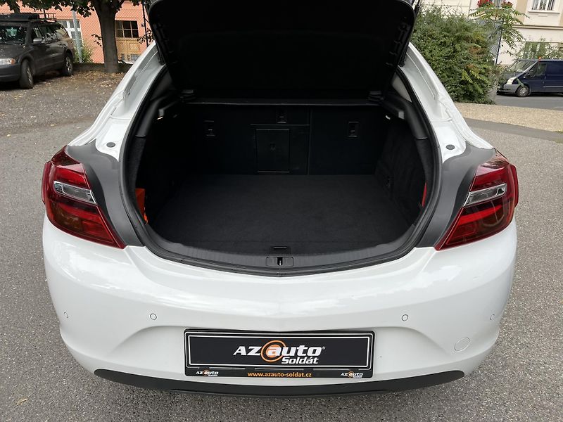 Opel Insignia (2015) 2.0 CDTi, NOVÉ ČR - fotka 19 z 33