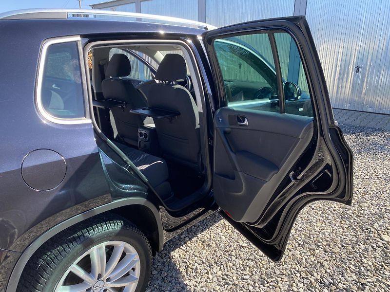 Volkswagen Tiguan 2.0TDi 4x4 135PS GOAL PĚKNÝ!!! - fotka 121 z 166