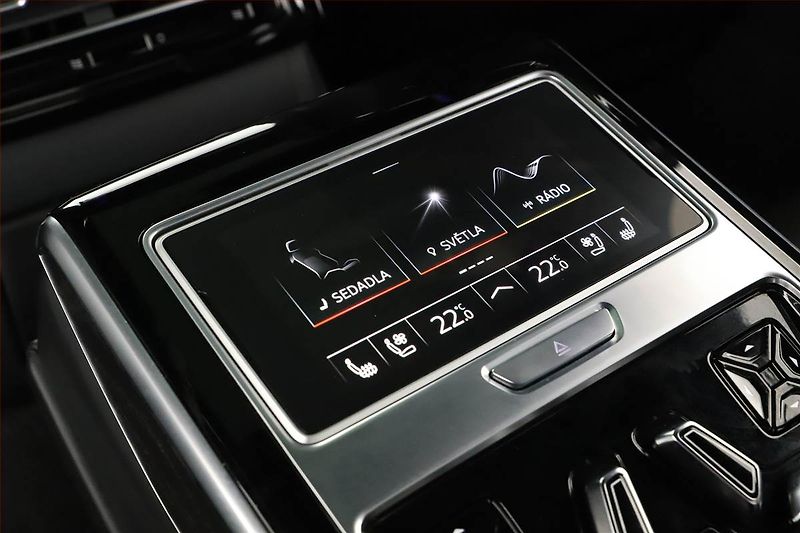 Audi A8 (2021) 60 TFSI - fotka 30 z 30