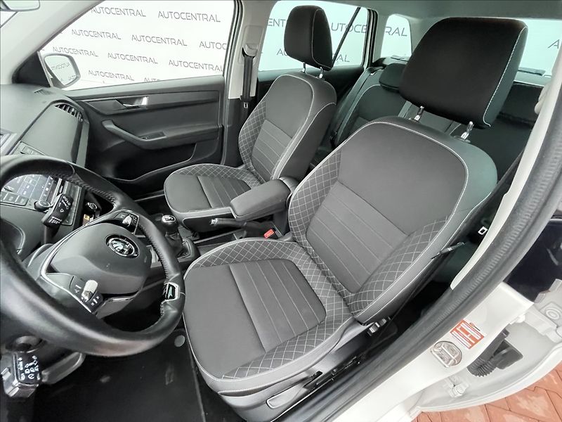 Škoda Fabia 1,0 TSi,1.maj.,ČR,po servisu - fotka 11 z 23