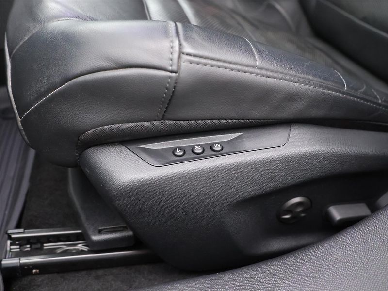Citroën C5 X 1,6 THP 115kW Exclusive CZ DPH - fotka 22 z 29