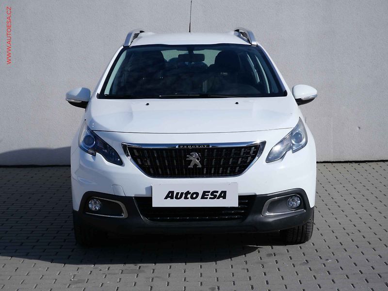 Peugeot 2008 (2017) 1.2 PT, ČR, Active - fotka 2 z 19