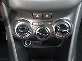 Peugeot 208 (2013) 1.2 VTi, AC, tempo, park - náhled 13