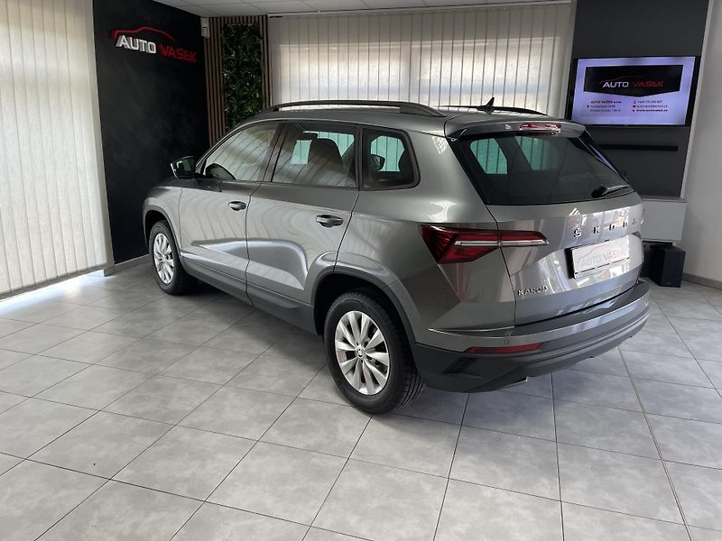 Škoda Karoq 1.5 TSi ČR 1.MAJ 6M REZERVACE  - fotka 9 z 31
