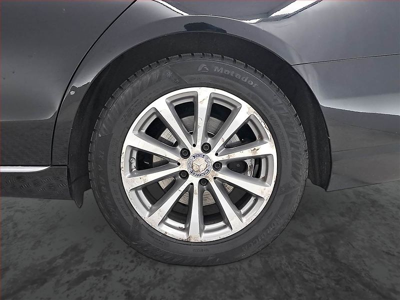 Mercedes-Benz Třídy E (2016) E 220 d, Automat, Navi - fotka 15 z 23