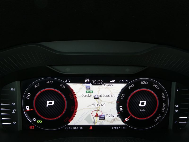 Škoda Kodiaq 2,0 TDi176kW RS 4x4 DSG 7.míst - fotka 40 z 50