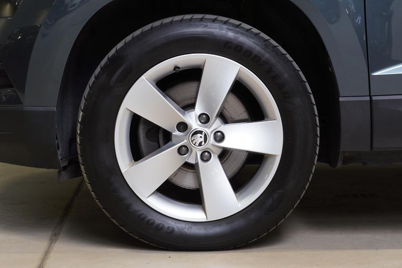 Škoda Karoq 2.0TDI,4x4,DSG,ČR,1.MAJ,TAŽNÉ - fotka 13 z 36