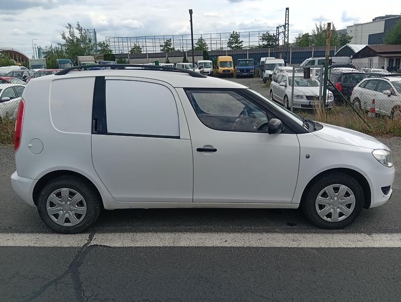 Škoda Praktik 1.2 HTP, 51kW, tažné, nová STK - fotka 6 z 18