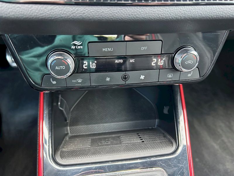 Škoda Fabia (2025) Monte Carlo 1.0 TSI 85 kW - fotka 26 z 32