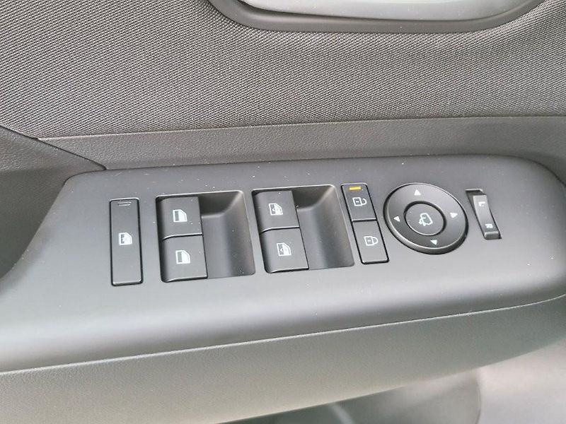 Hyundai Kona (2026) 1,6 TGDI 110kW DCT SMART TECH - fotka 14 z 25