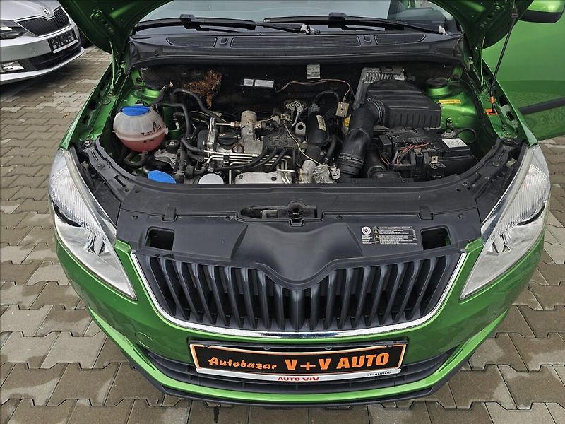 Škoda Fabia II 1,2 TSi 63KW Ambition - fotka 44 z 46