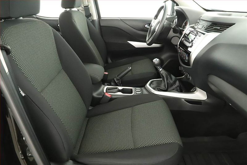 Nissan Navara (2018) 2.3 dCi - fotka 7 z 16