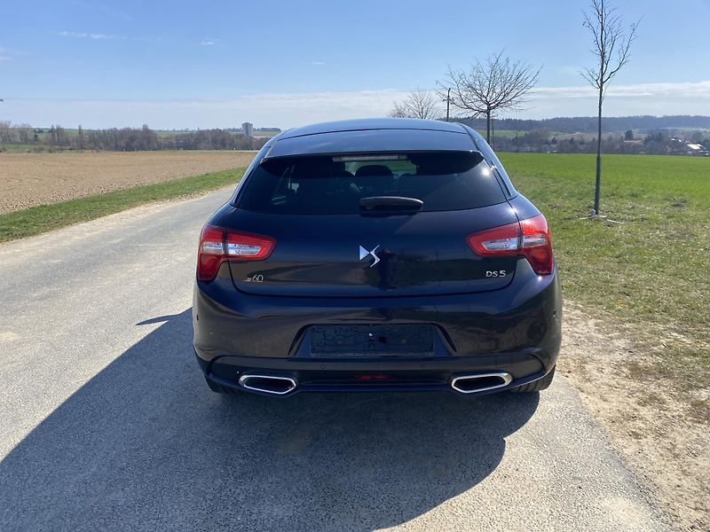 Citroën DS5 (2015) Edition 60Ds - fotka 6 z 29