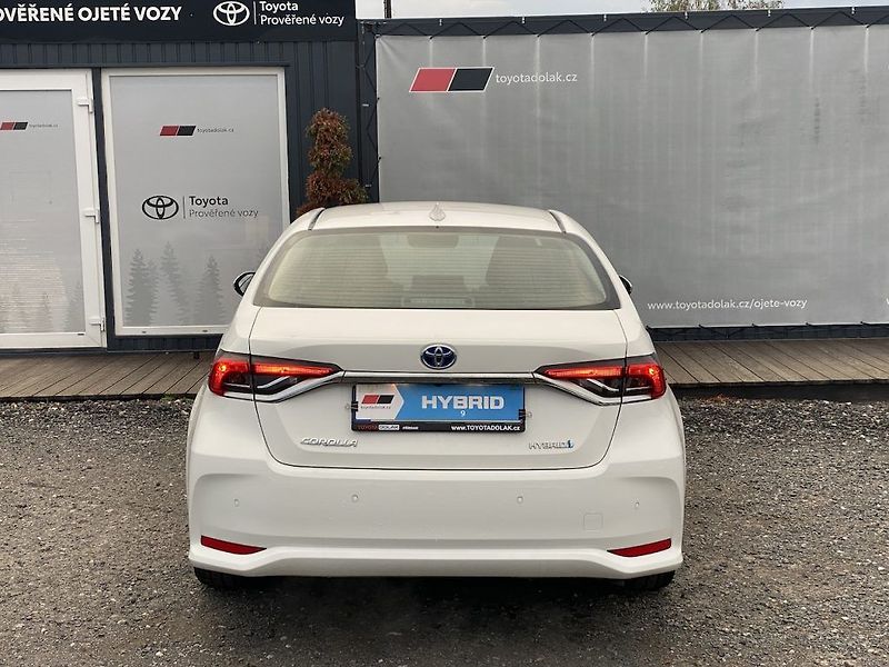 Toyota Corolla 1.8HSD, ČR, ComTech, DPH - fotka 6 z 15