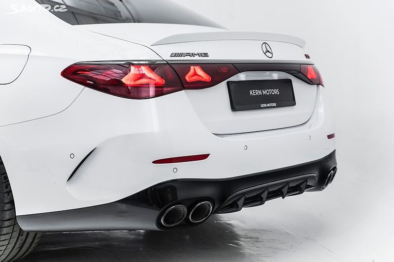 Mercedes-Benz Třídy E 53 AMG Hybrid*AMG Performance - fotka 41 z 41