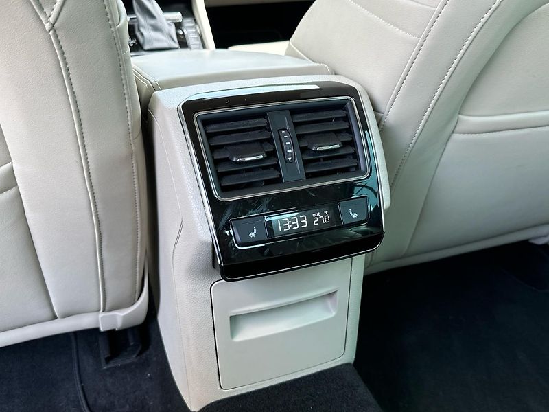 Škoda Superb 2.0 TDI LK 4x4 DSG - fotka 18 z 30