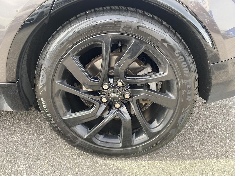 Land Rover Discovery D 300 AWD Dynamic - fotka 28 z 28