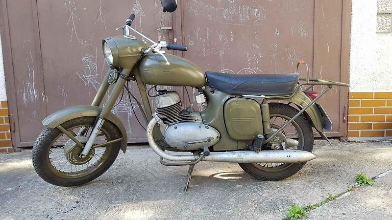Vojenská Jawa 350