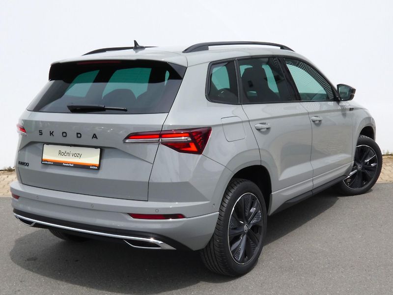 Škoda Karoq (2026) Sportline 1.5 TSI 110 kW DSG - fotka 2 z 30