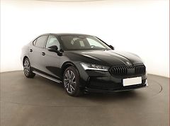 Škoda Superb (2025) 2.0 TDI, SPORTLINE, DPH - fotografie inzerátu