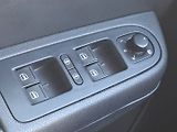 Volkswagen Sharan (2012) 2.0TDI 103kW 6MAN -7.MÍST - náhled 17