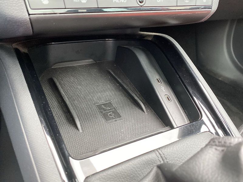 Škoda Kamiq (2022) 1.0 TSI Monte Carlo - fotka 25 z 36