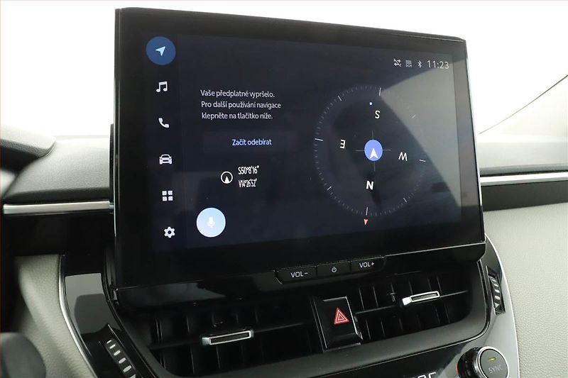 Toyota Corolla (2023) 1.8 Hybrid, Automat - fotka 17 z 20