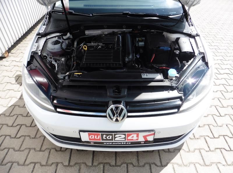 Volkswagen Golf Variant 1,4 TSi Cup Navi - fotka 14 z 14