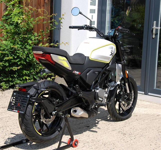 CFMOTO 300 CL-X (2026) WHITE - fotka 11 z 25