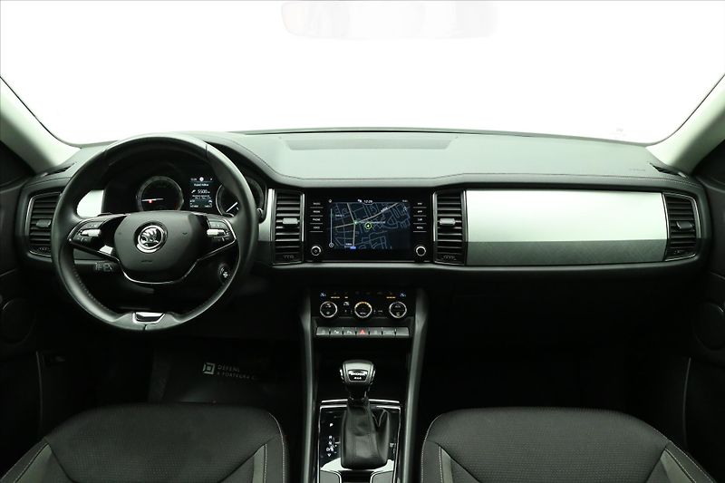 Škoda Kodiaq 2,0 TDI 147 KW DSG 4X4 TAŽNÉ Z - fotka 15 z 35