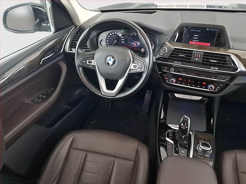 BMW X3 (2018) Luxury line xDrive20d - fotka 7 z 18