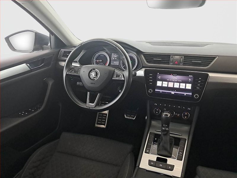 Škoda Superb (2019) 2.0 TDI, Automat, Navi - fotka 7 z 24