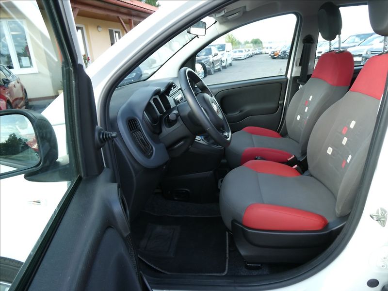 Fiat Panda 1,2 51 kW, po servise - fotka 18 z 37