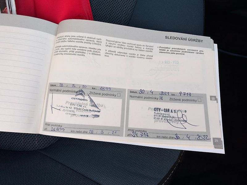 Citroën Grand C4 SpaceTourer (2019) 1.2 PureTech 96kW 7.Míst - fotka 29 z 30