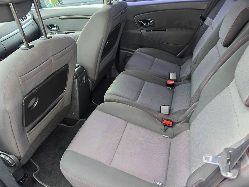 Renault Scénic (2013) 1.5 DCI - fotka 9 z 17