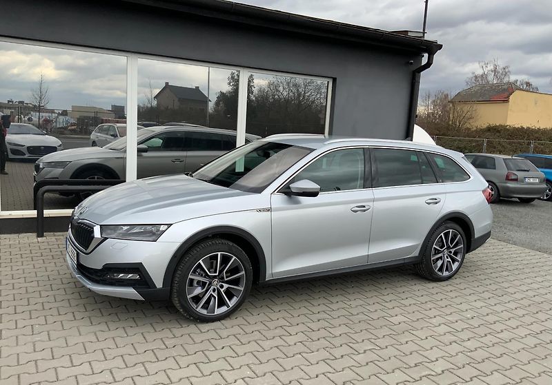 Škoda Octavia (2024) SCOUT 2,0Tdi 147kw-4x4 Panoram - fotka 18 z 36