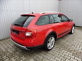 Škoda Octavia 2,0 TDi Combi 4x4 DSG Scout - náhled 2