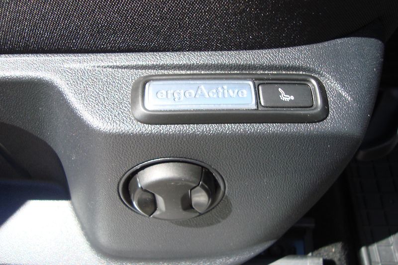 Volkswagen Tiguan Allspace (2023) 2.0TDi, AUT - fotka 36 z 73