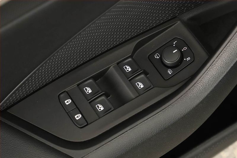 Škoda Octavia (2022) Style 2.0 TDI, Automat, ČR - fotka 14 z 14