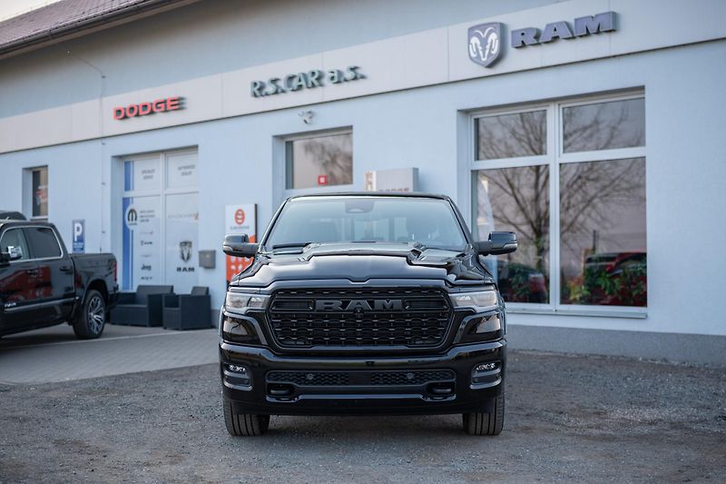 Dodge RAM (2025) 1500 LIMITED 3.0l - fotka 3 z 15