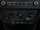 Škoda Rapid (2014) Spaceback 1.2 TSI, ČR,1.maj - náhled 11