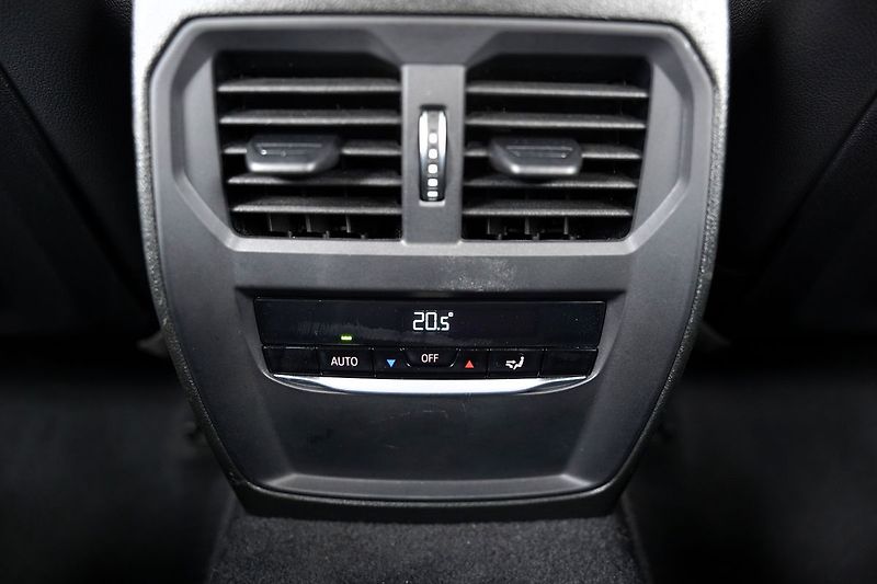 BMW Řada 2 M240i xDrive 3.0i/AT/380 PS - fotka 39 z 46