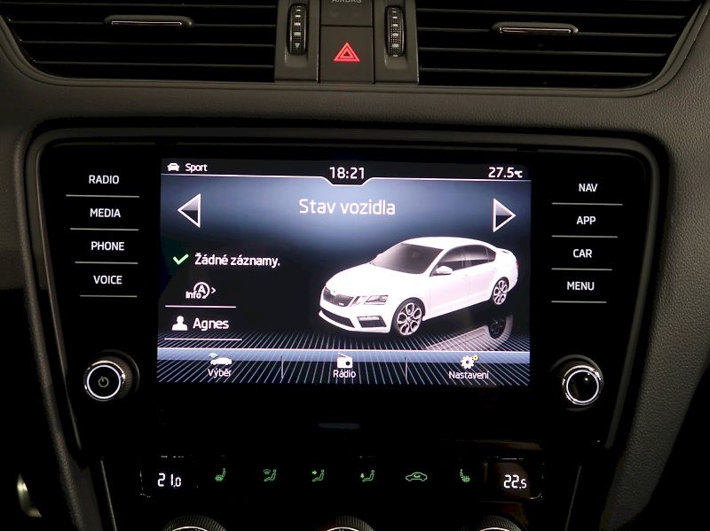 Škoda Octavia (2017) RS 230 2.0TSI 169KW NAVI MANUÁ - fotka 25 z 37