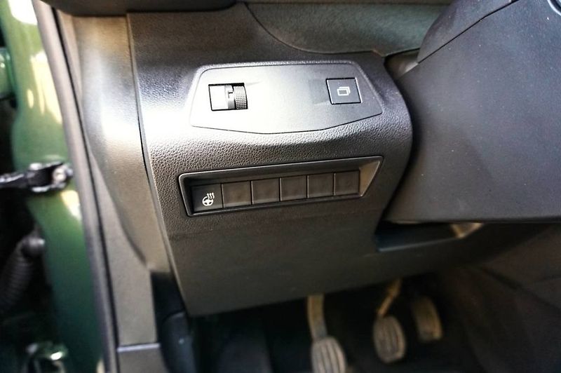 Peugeot Rifter (2024) 1,5HDI 96 kW - fotka 21 z 38