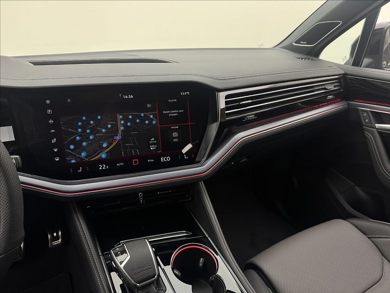 Volkswagen Touareg 3,0 HUD MASÁŽ NZTOP ČR ZÁRUKA - fotka 14 z 54