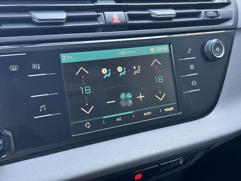 Citroën C4 Picasso (2018) 1.2 SpaceTourer PureTech tažné - fotka 30 z 44