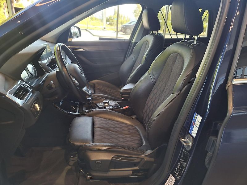 BMW X1 xDrive18d X-Line - fotka 9 z 24