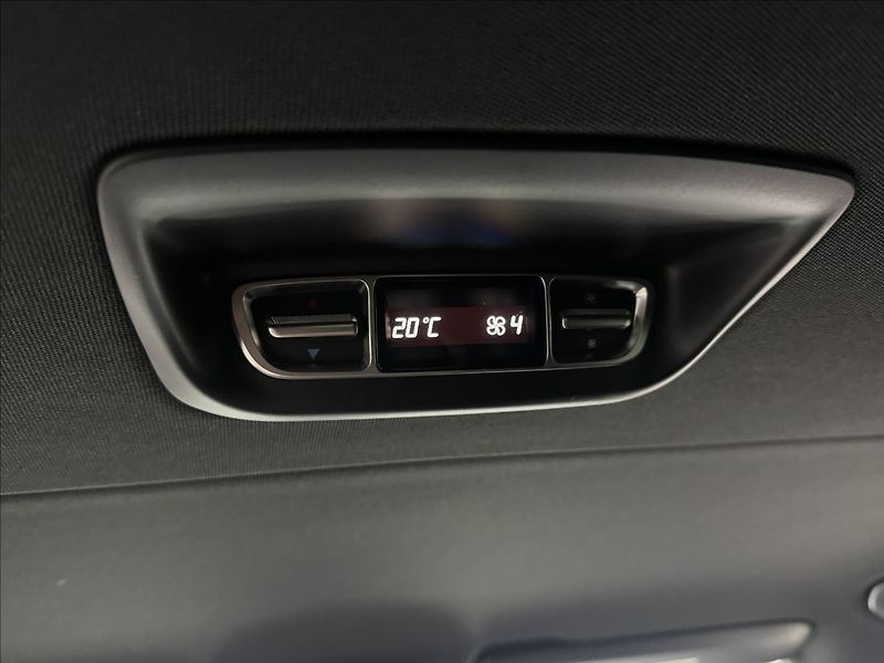 Mercedes-Benz Třídy V 2,1 K AMG LED KAMERA VÝHŘEV TZ - fotka 36 z 46