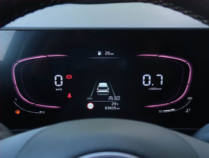 Kia Sportage (2022) 1.6 T-GDI - fotka 11 z 19